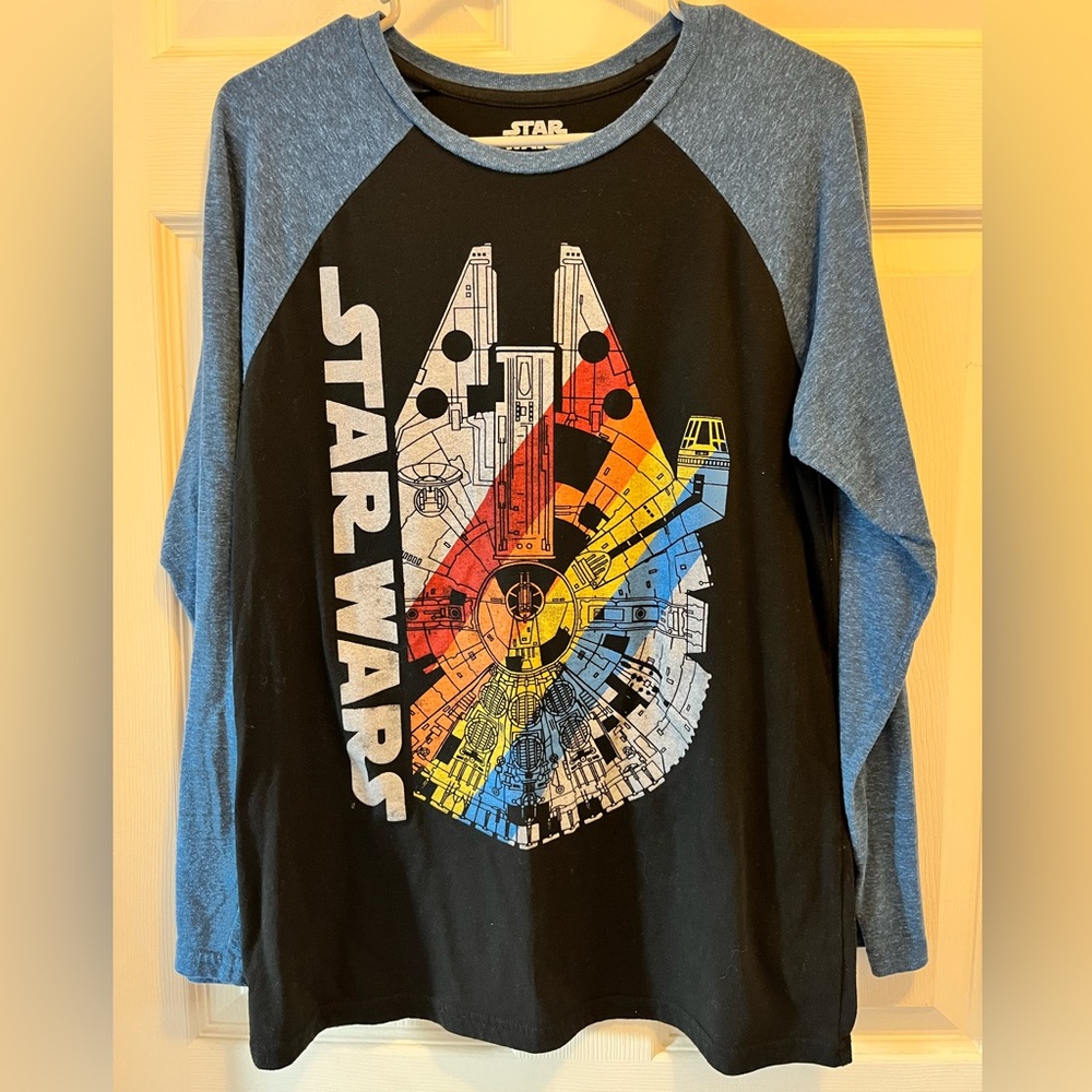3/$21 🎆 Star Wars Millennium Falcon Shirt (M)